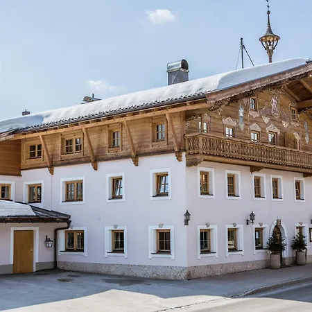 Hotell Auwirt 3*