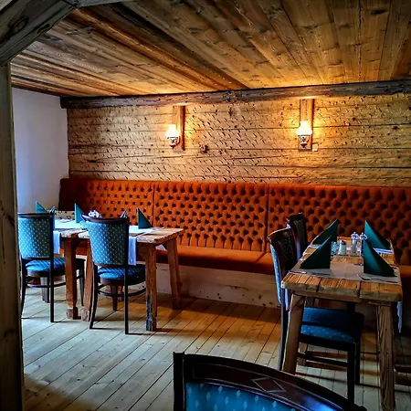 Auwirt Hotel
