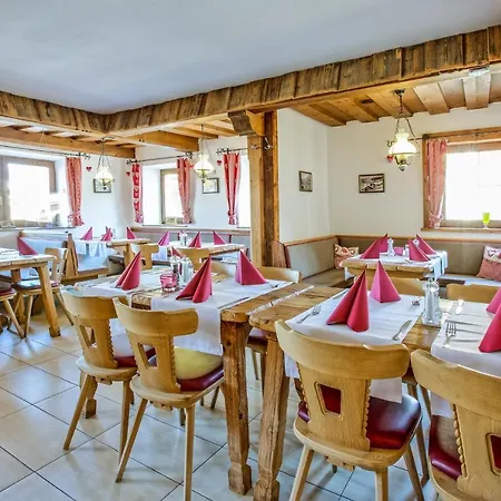Auwirt Hotel 3*