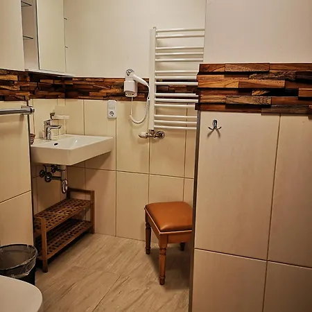 Hotel Auwirt 3*