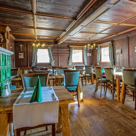 Auwirt فيبربرن